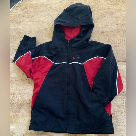 Vintage Nike Boys’‎ Sz 4 Red/Black Hooded Windbreaker Track Suit - Picture 3 of 17